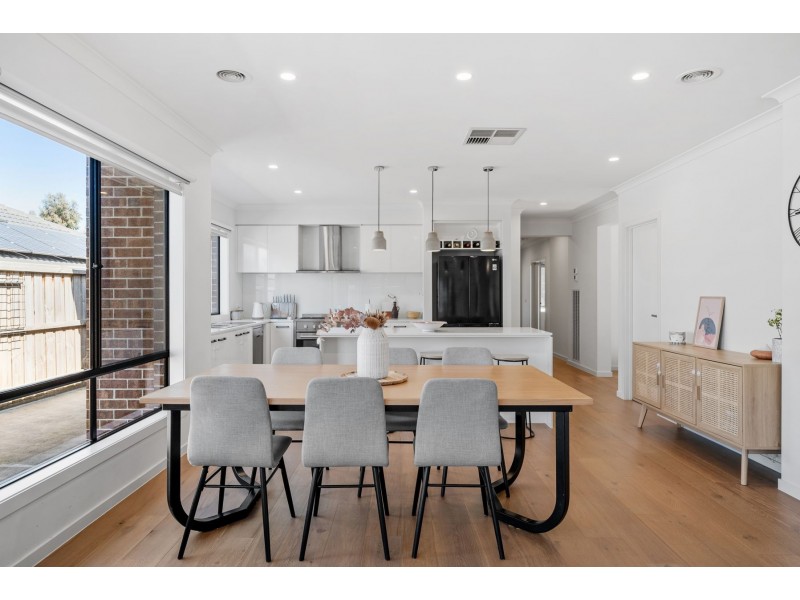 11 Nangar Street, Wollert VIC 3750