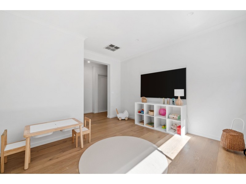 11 Nangar Street, Wollert VIC 3750