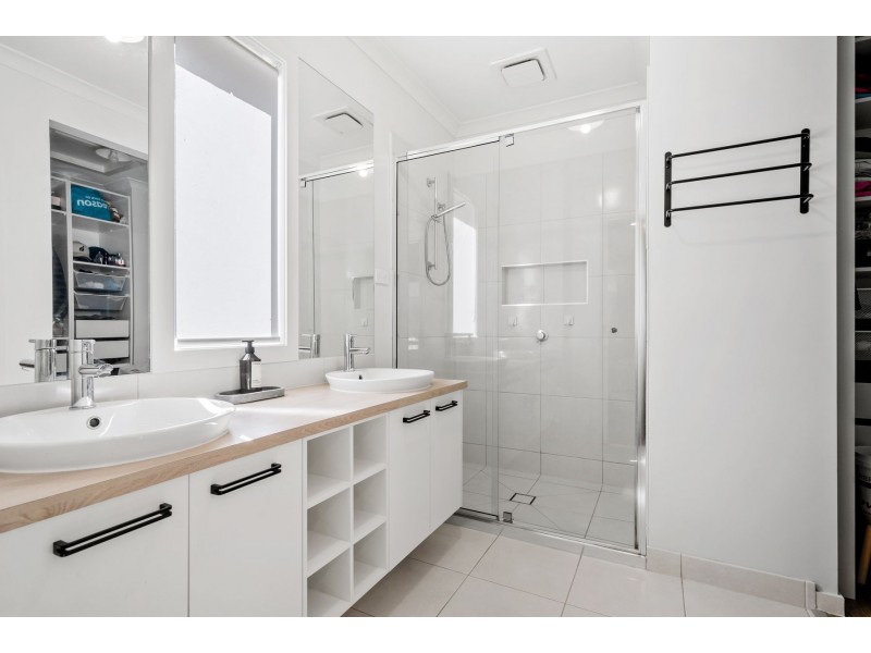 11 Nangar Street, Wollert VIC 3750