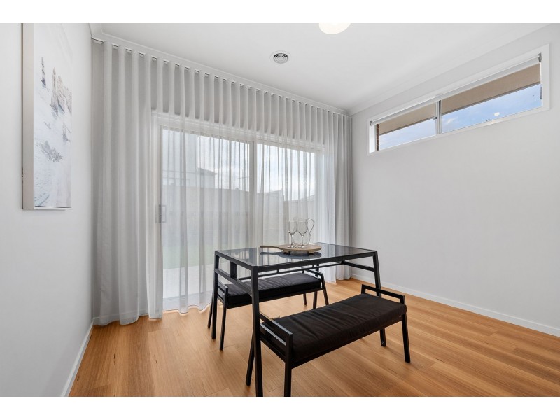 7 Allview Mews, Donnybrook VIC 3064