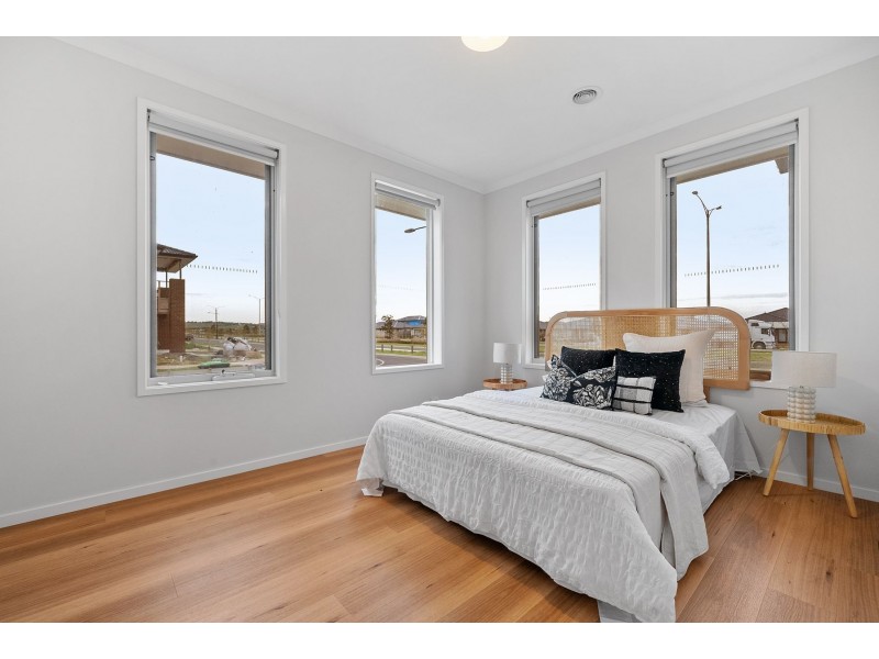 7 Allview Mews, Donnybrook VIC 3064