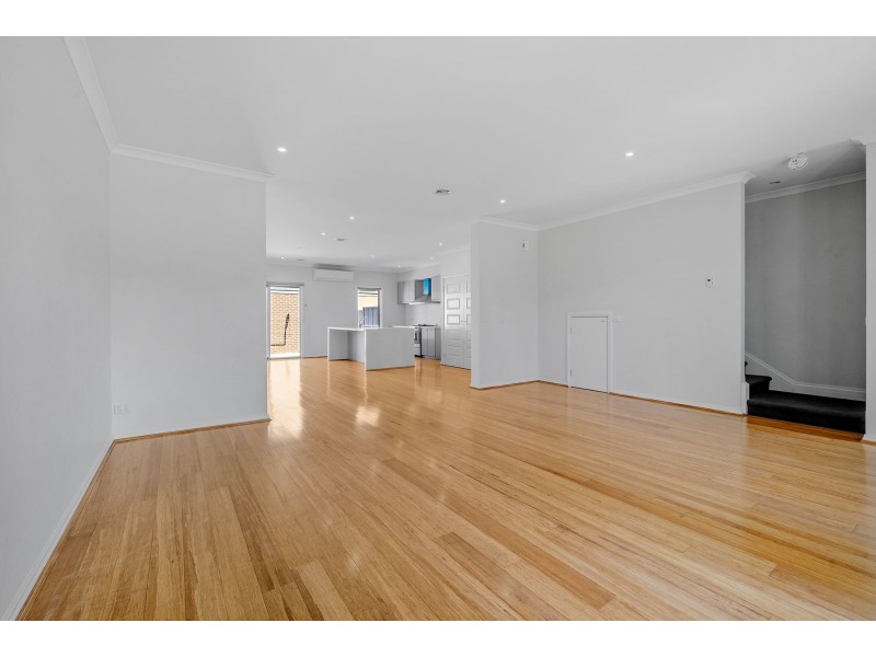32 Mareborne Street, Epping VIC 3076