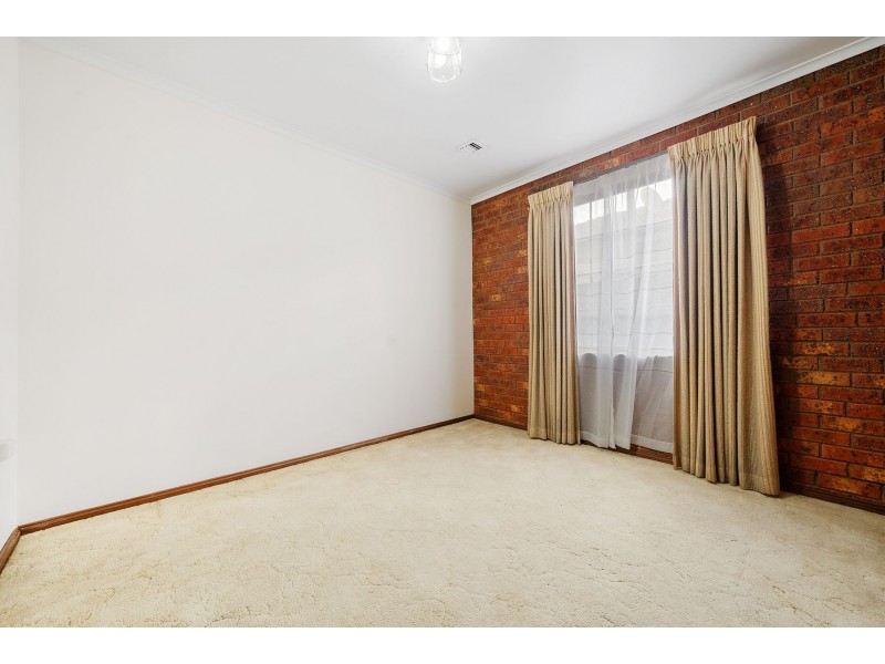 8 Roma Court, Thomastown VIC 3074
