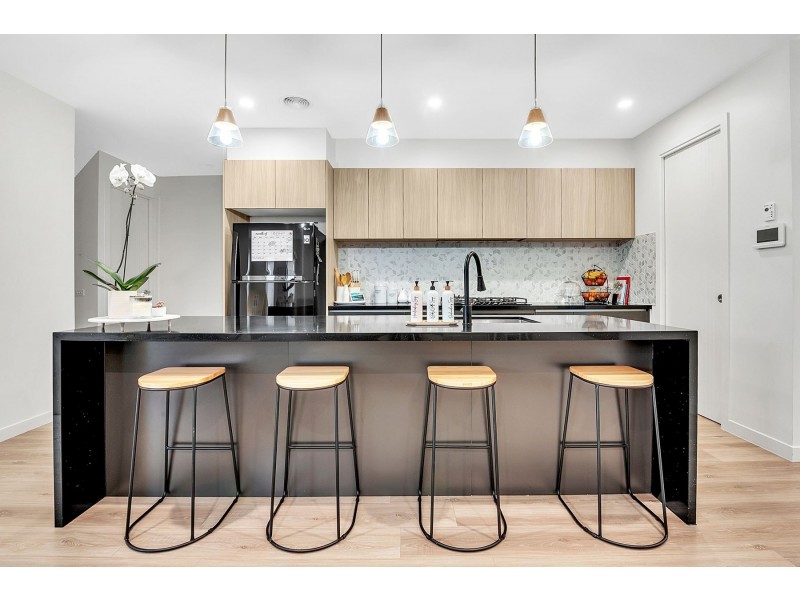 8 Picardy Way, Wollert VIC 3750