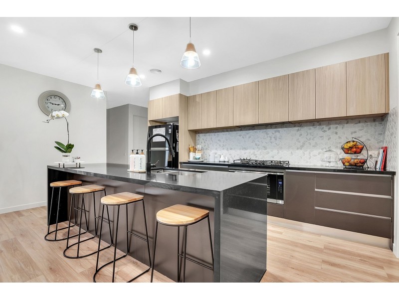 8 Picardy Way, Wollert VIC 3750