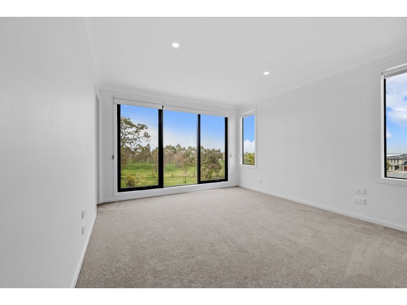 15 Farmer Way, Wollert VIC 3750
