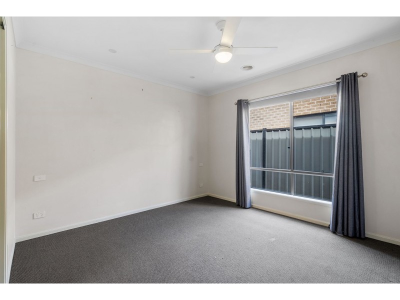 10 Mattamber Road, Wollert VIC 3750