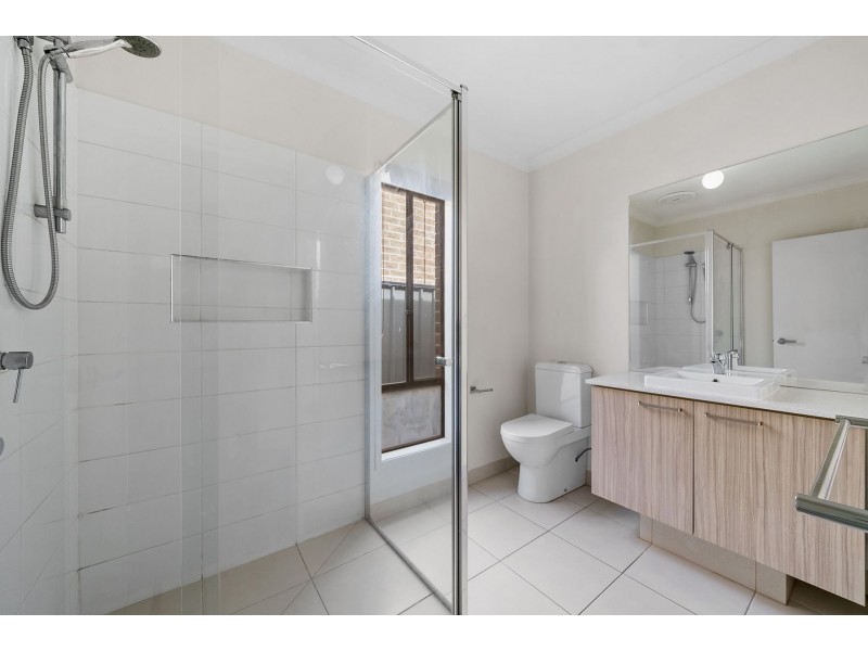 10 Mattamber Road, Wollert VIC 3750