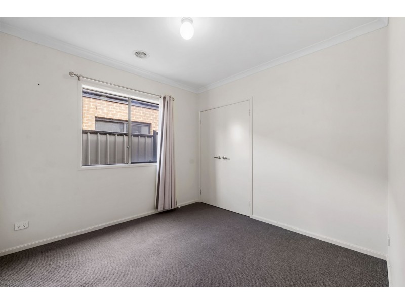 10 Mattamber Road, Wollert VIC 3750