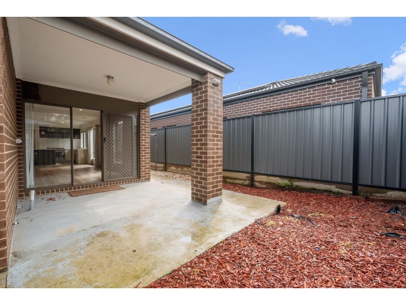 10 Mattamber Road, Wollert VIC 3750