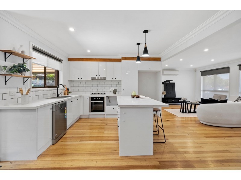 104 Northumberland Drive, Epping VIC 3076