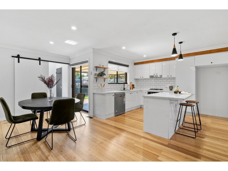 104 Northumberland Drive, Epping VIC 3076