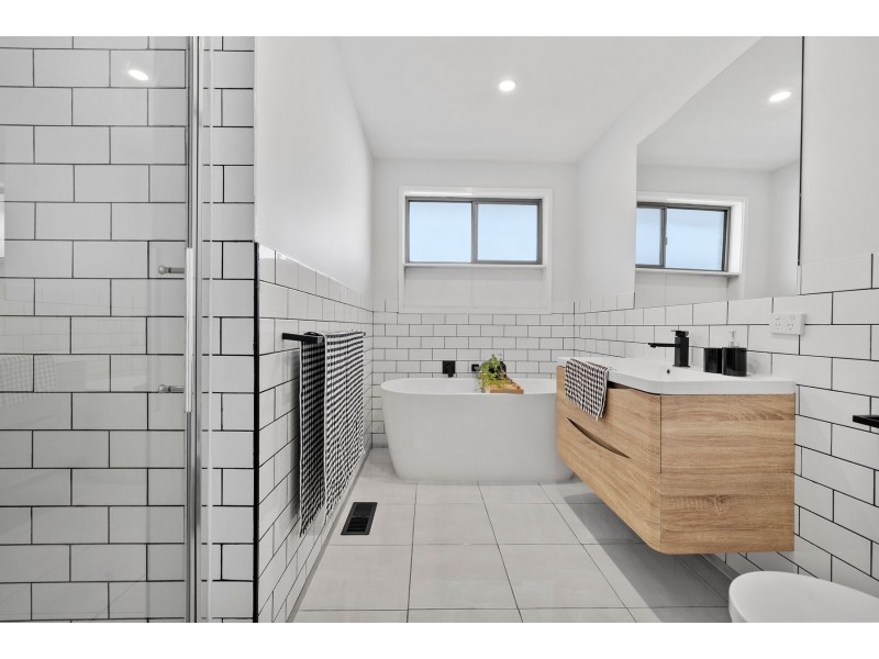 104 Northumberland Drive, Epping VIC 3076