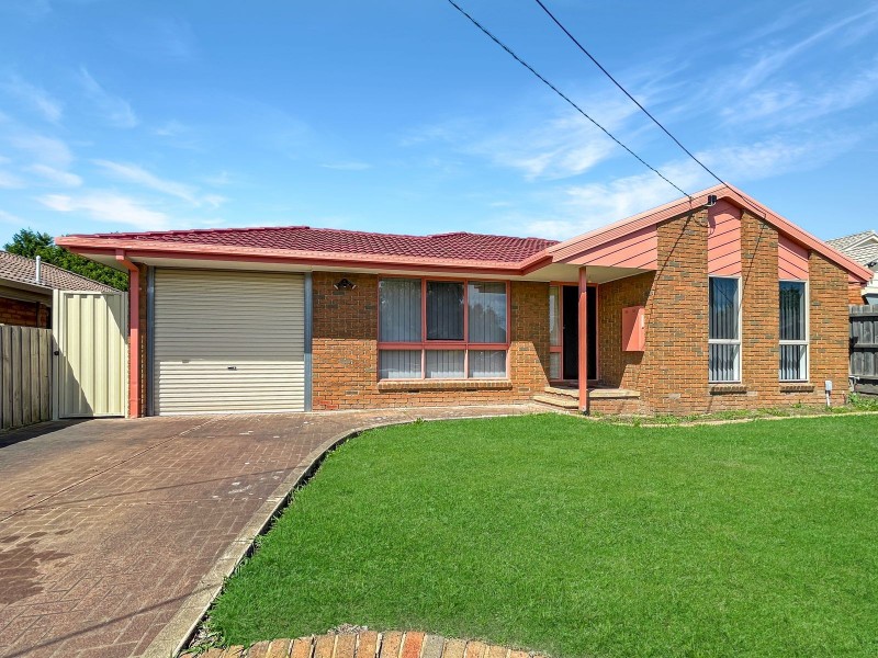 4 Romano Avenue, Mill Park VIC 3082