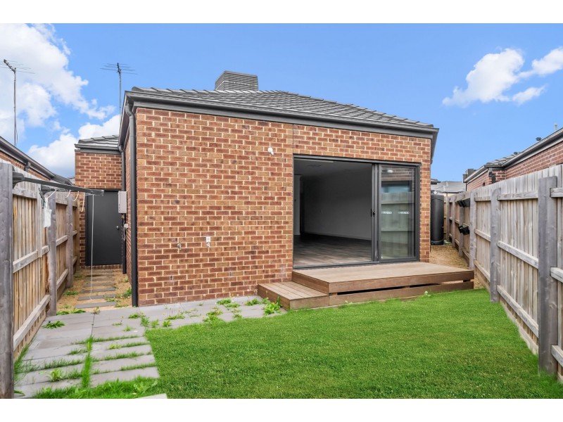 1/19 Goodia Street, Wollert VIC 3750