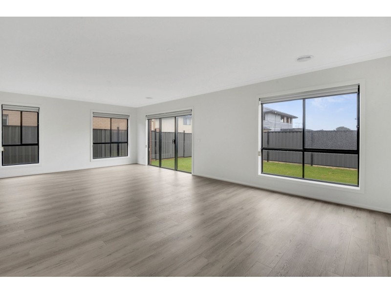 12 Claude Street, Kalkallo VIC 3064