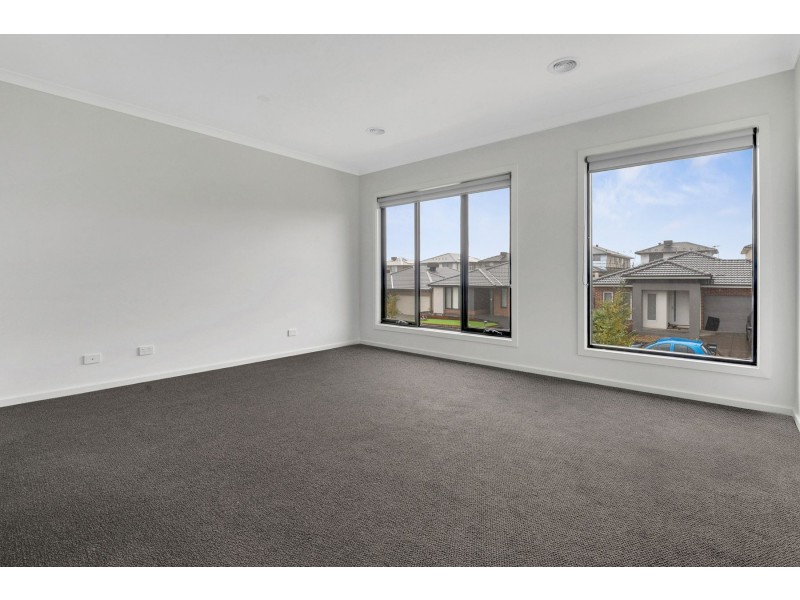 12 Claude Street, Kalkallo VIC 3064