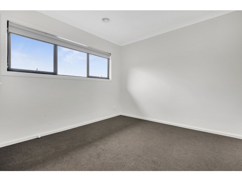 12 Claude Street, Kalkallo VIC 3064