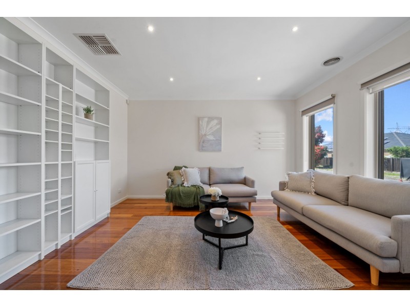 16 Marina Street, Epping VIC 3076