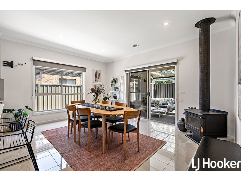 35 Allendale Avenue, Wollert VIC 3750