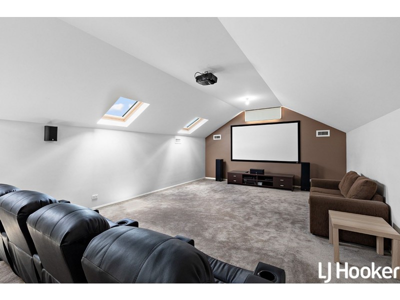 8 Nuthall Way, Epping VIC 3076