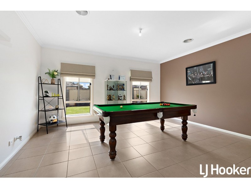 8 Nuthall Way, Epping VIC 3076