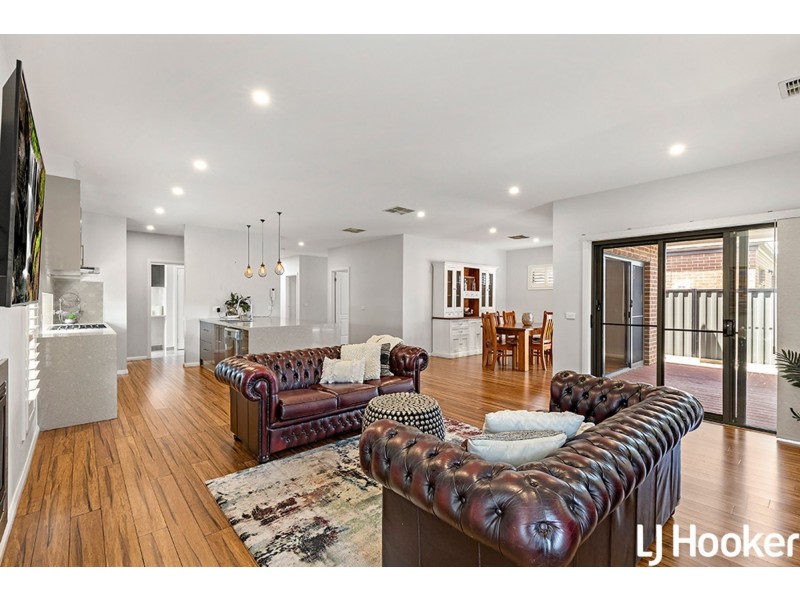 2 Alma Road, Wollert VIC 3750