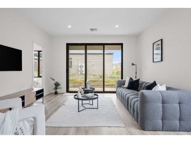 10 Maldivian Street, Wollert VIC 3750