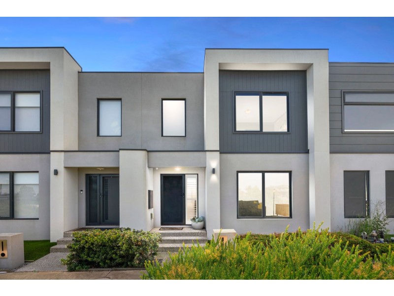 15 Humffray Walk, Wollert VIC 3750