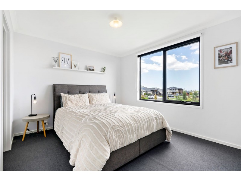 15 Humffray Walk, Wollert VIC 3750