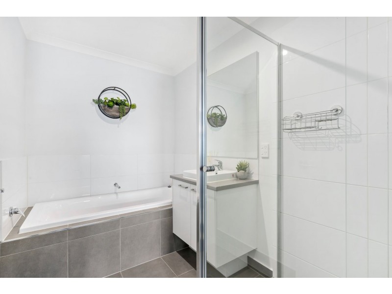 15 Humffray Walk, Wollert VIC 3750