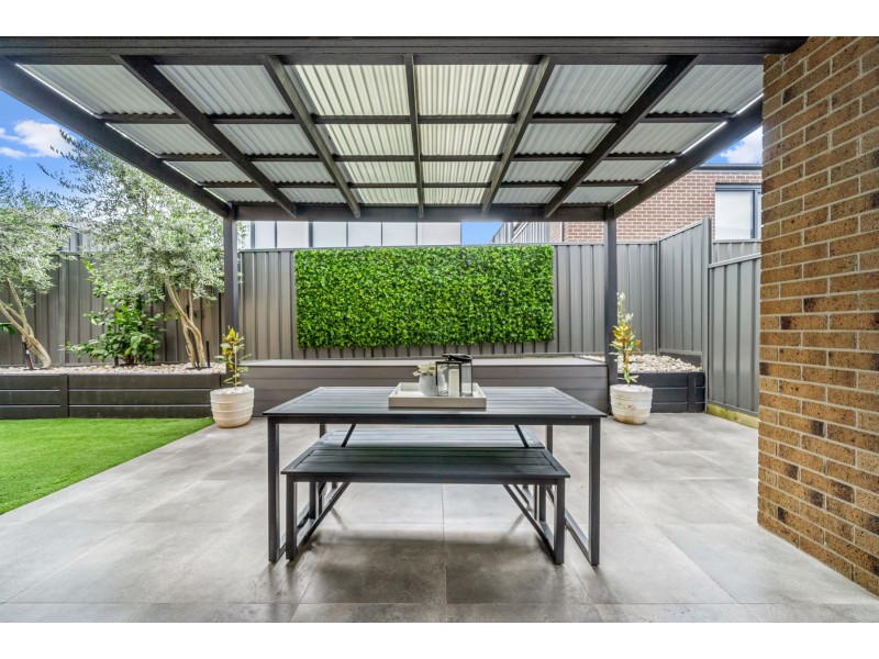 39 Manorwood Crescent, Wollert VIC 3750