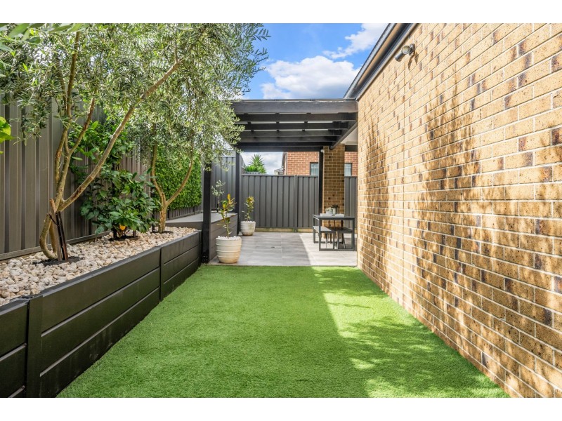 39 Manorwood Crescent, Wollert VIC 3750