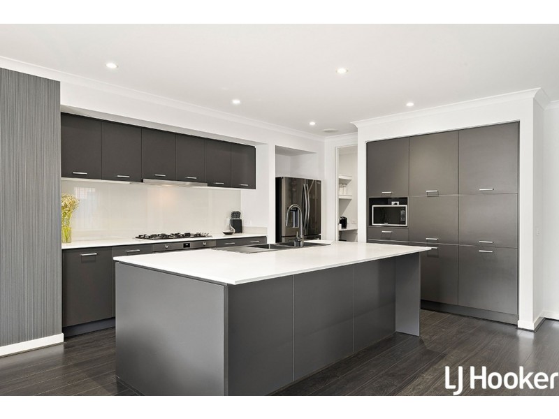 50 Strathalbyn Chase, Wollert VIC 3750