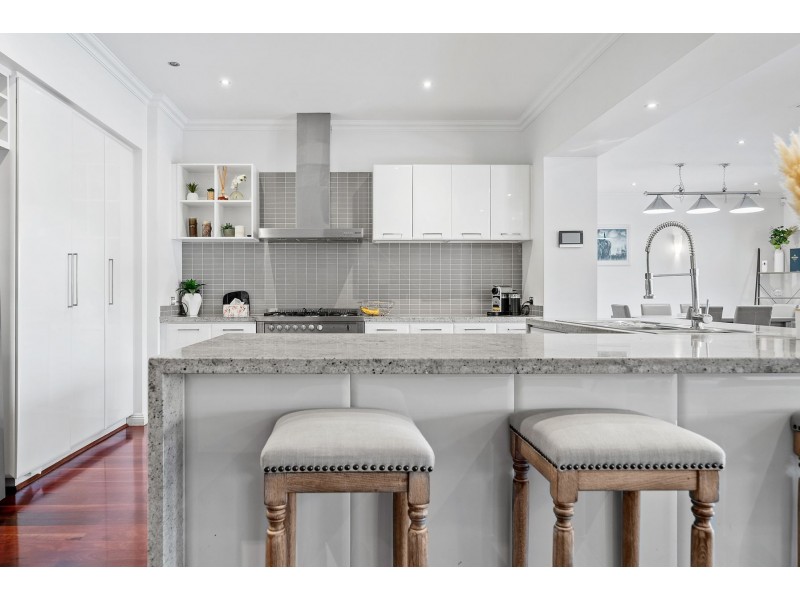 4 Nuthall Way, Epping VIC 3076
