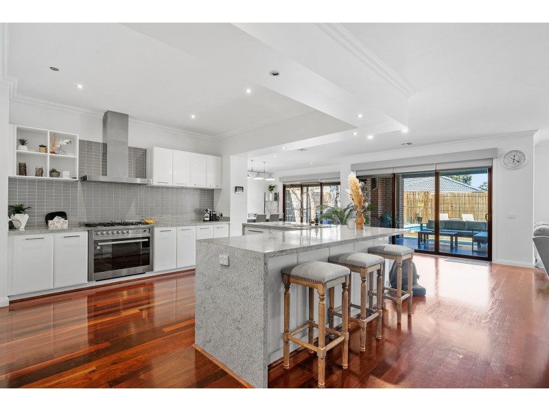 4 Nuthall Way, Epping VIC 3076