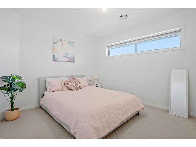 4 Nuthall Way, Epping VIC 3076