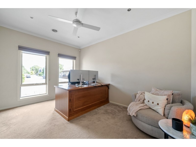 8 Radman Street, Epping VIC 3076