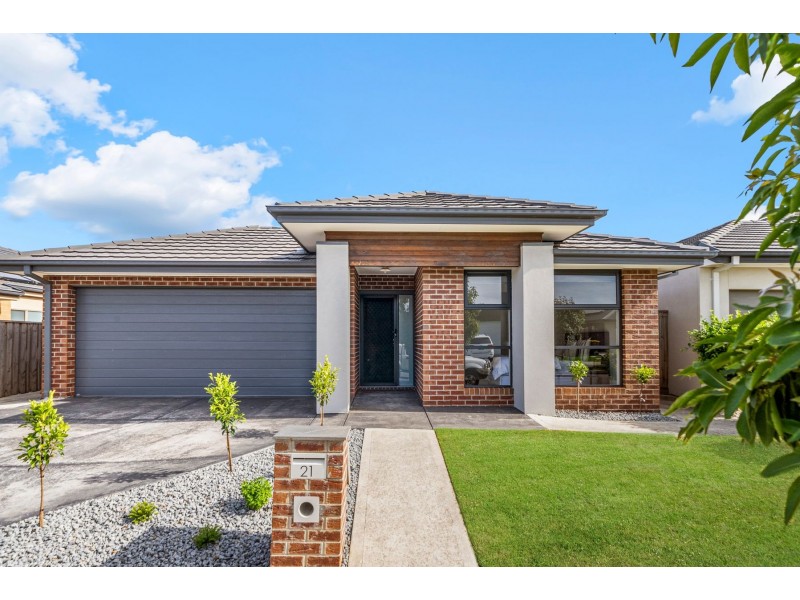 21 Thornbury Street, Donnybrook VIC 3064