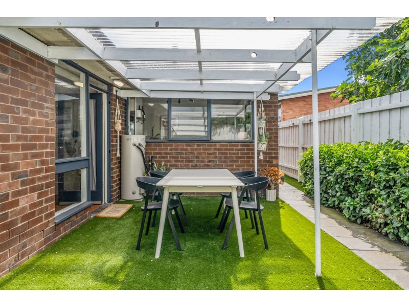 3/34-36 Cornwall Road, Pascoe Vale VIC 3044