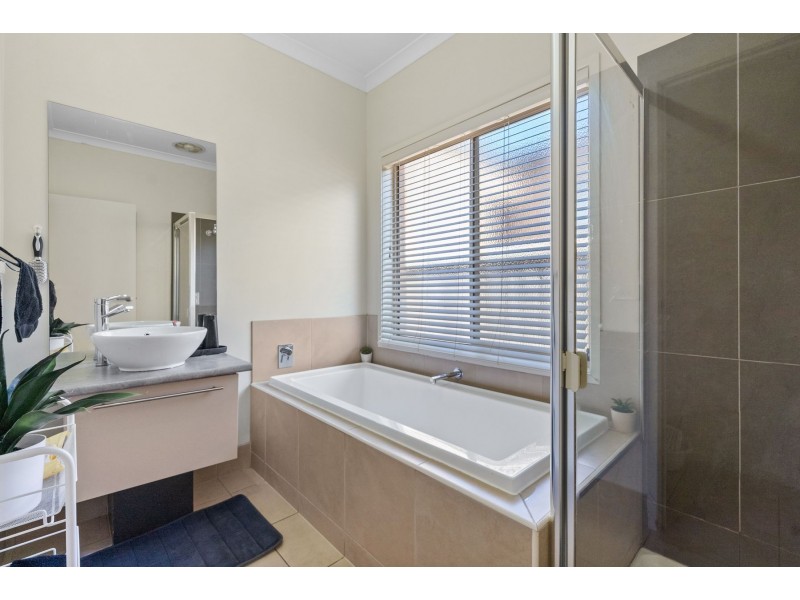 9 Kassandra Heights, Epping VIC 3076