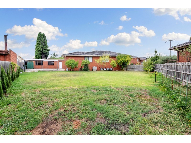 4 Marlock Close, Thomastown VIC 3074