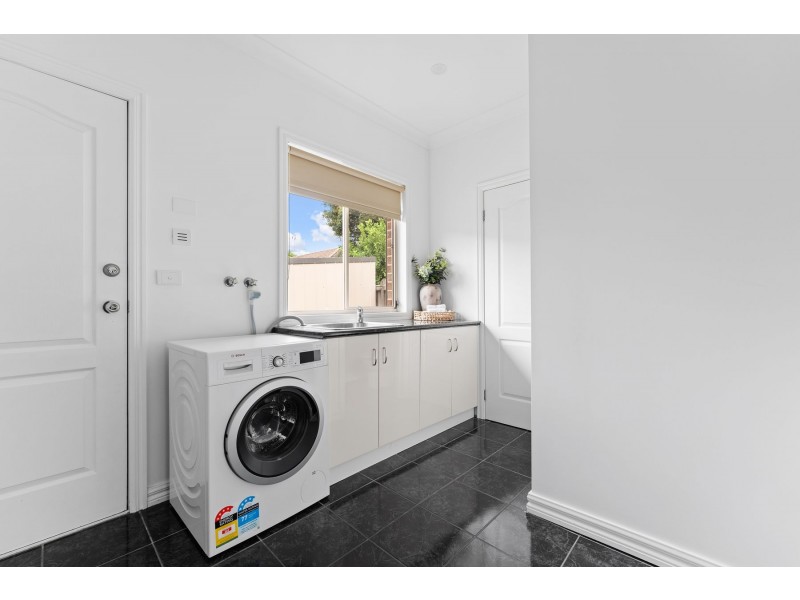 29 Bramble Crescent, Bundoora VIC 3083