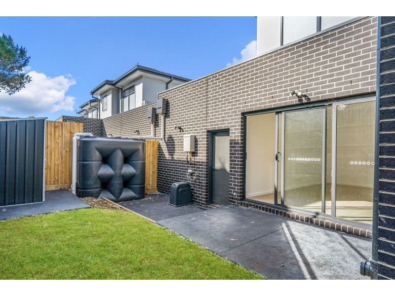 13/1 Old Plenty Road, South Morang VIC 3752