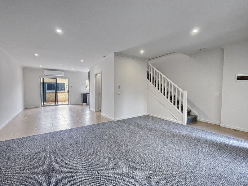 32 Lawn Walk, Mernda VIC 3754