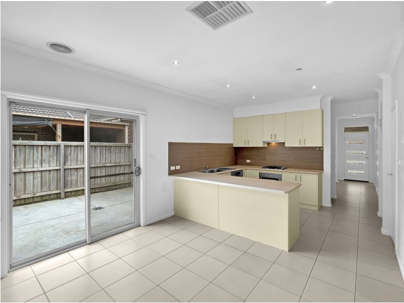 12 Chamonix Parade, South Morang VIC 3752