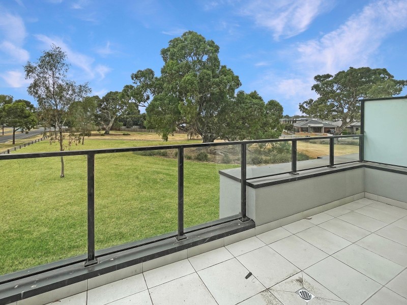 2/12 Northside Drive, Wollert VIC 3750