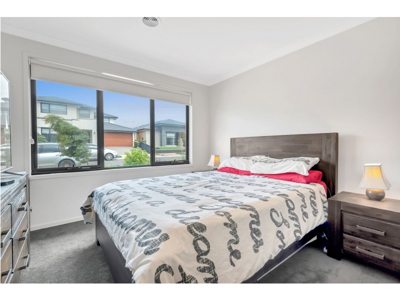 6 Wollemi Avenue, Wollert VIC 3750