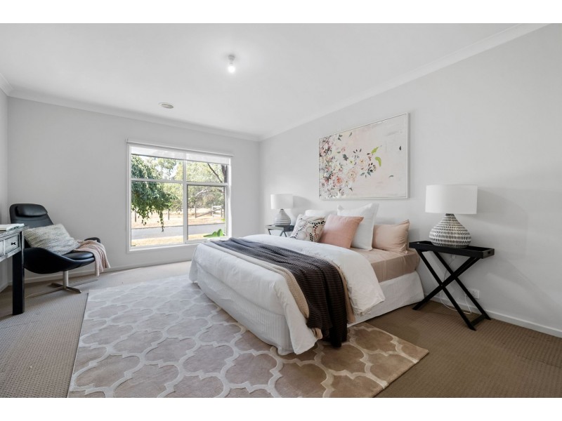 14 Brahe Drive, Mernda VIC 3754