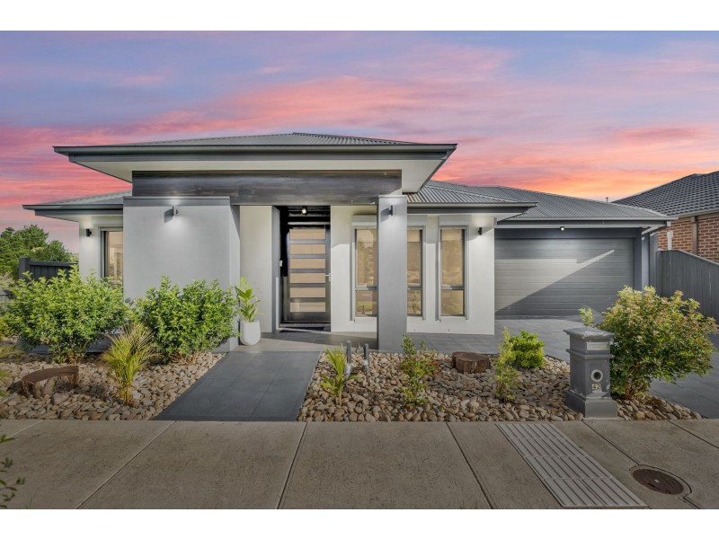 42 Rhone Drive, Wollert VIC 3750